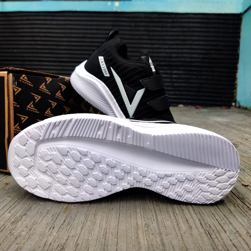 Sepatu Anak Spot Running Spatu Sneakers Sneaker Velcro Sporty Sport Santuy Sekolah Paud, SD, SMP, Pria Laki-laki Wanita Perempuan Trendy Trendi keren Gaul Original terkini kekinian terbaru murah