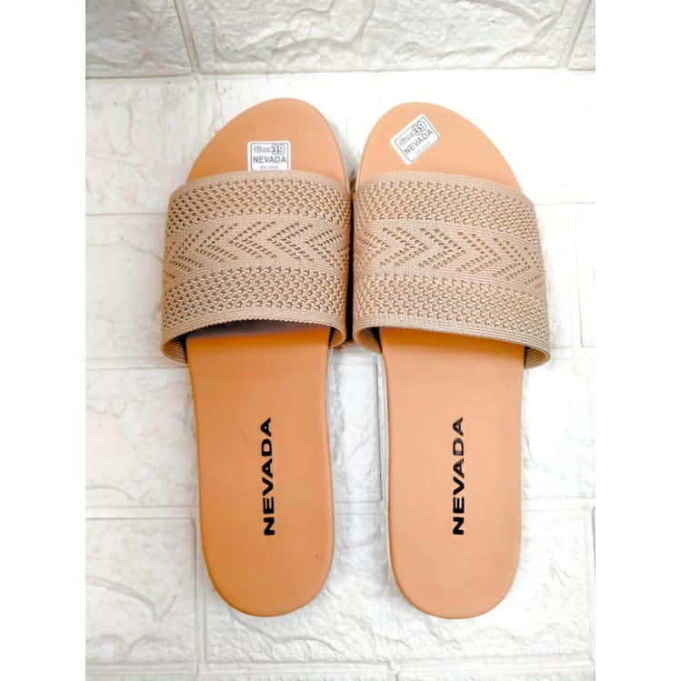 Invincible Sandal Wanita Nevada Selop Rajut Import Teremurah