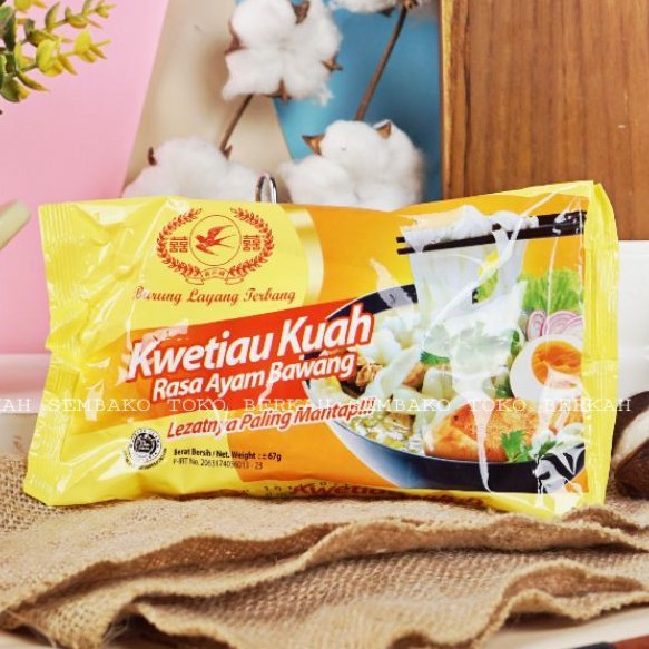 

Kwetiau Kuah Rasa Ayam Bawang Cap Burung Layang Terbang