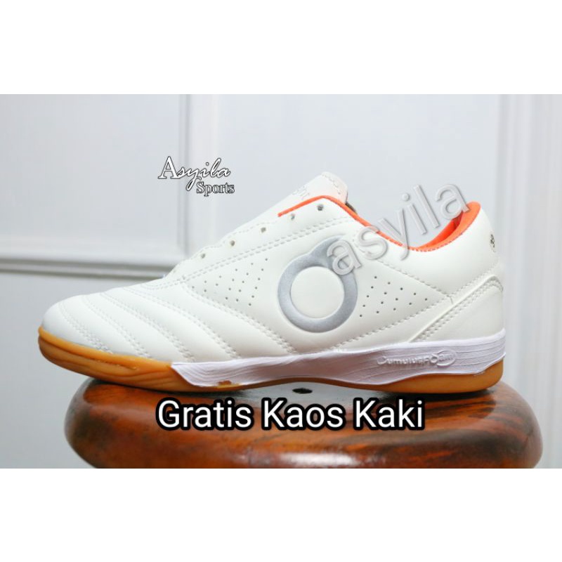 sepatu futsal ortus high quality grade original