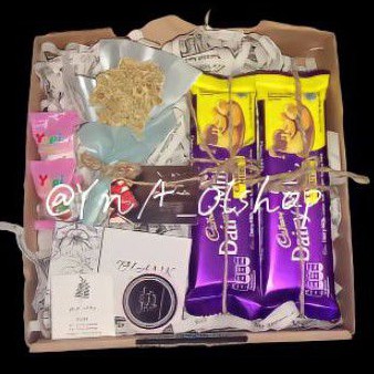 

HAMPERS COKLAT DAIRYMILK/GIFTBOX COKLATE DAIRYMILK