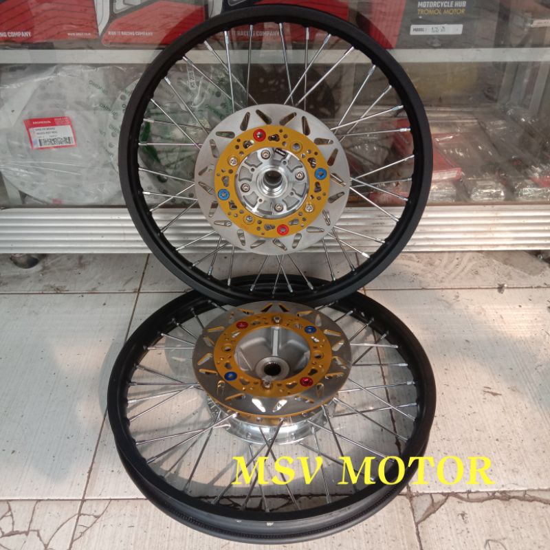 SEPASANG PELEK VELG HONDA PCX 150/160 RING 17/140/140 PNP