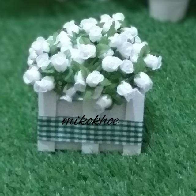 Bunga Pajangan Hiasan Meja Rose White