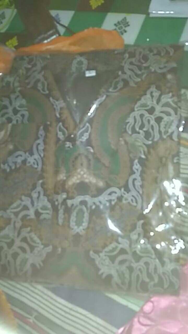 Kemeja Batik Pria Lengan Panjang Lapis Furing Minulya Gondongen  Hijau