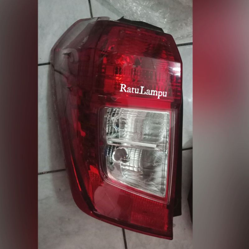Stop Lamp Toyota Calya / Sigra Lampu belakang Calya 1 pcs