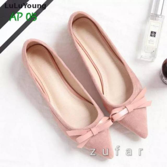 Kazumi Flatshoes Wanita