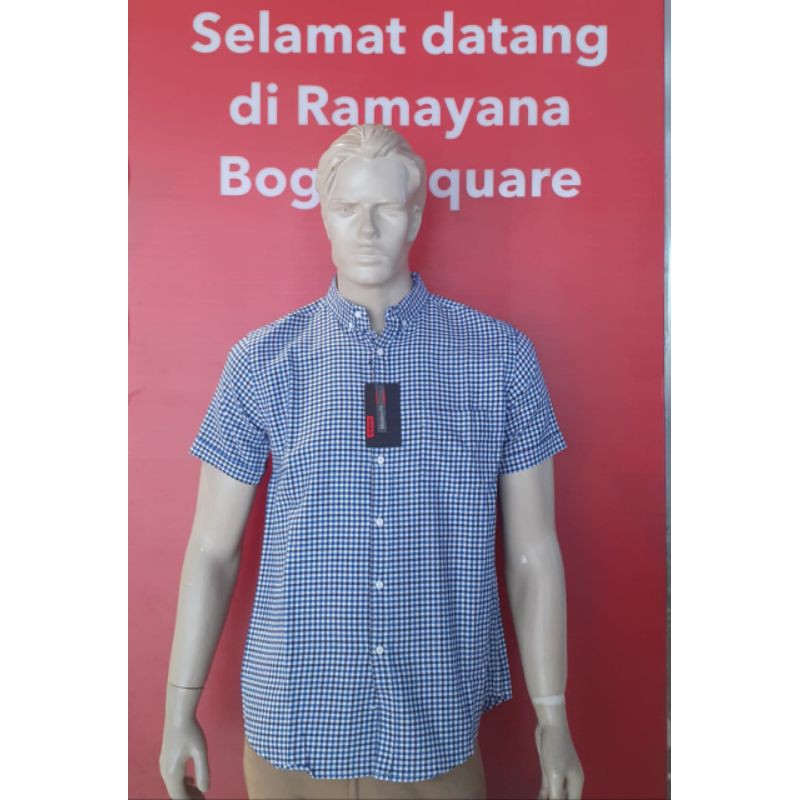 s 135 / flanel pendek / kemeja pria