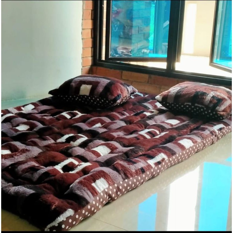 Kasur Lantai Bulu Rasfur Karakter Motif Bulu Halus dan Lembut Sudah termasuk 2 Bantal