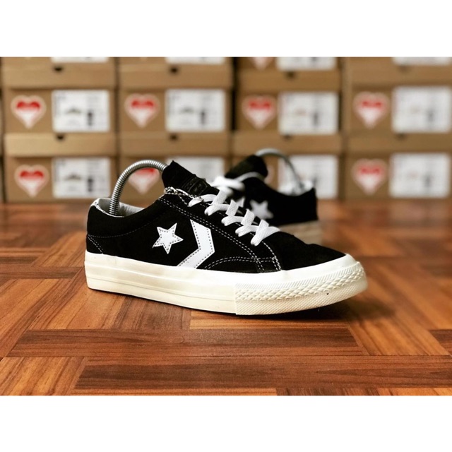 chuck taylor one star