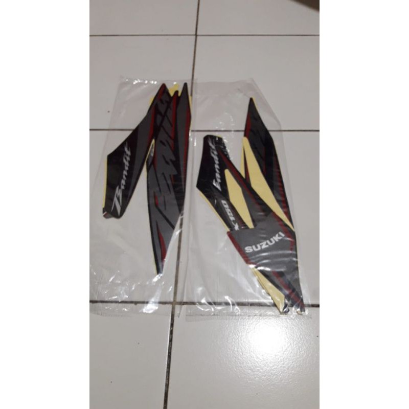Striping Stiker Lis motor Suzuki Gsx bandit titanium black