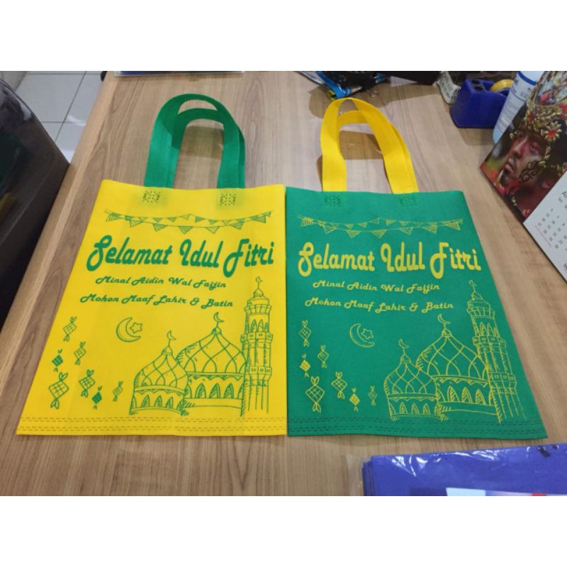 

TAS MOTIF IDUL FITRI UKURAN 25 X 35