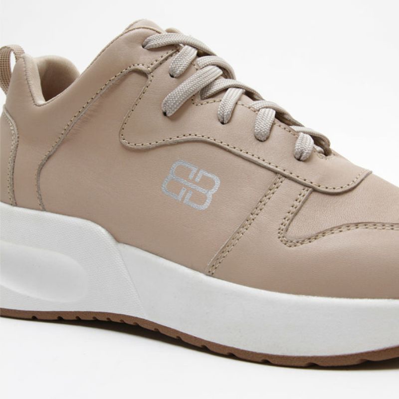 buccheri signature sepatu sneaker wanita