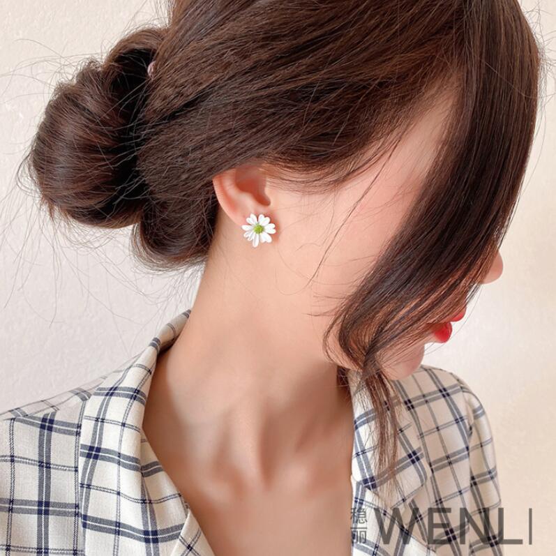 925 jarum perak little Daisy stud anting-anting perempuan hollow bunga anting-anting BUNGA anting-an