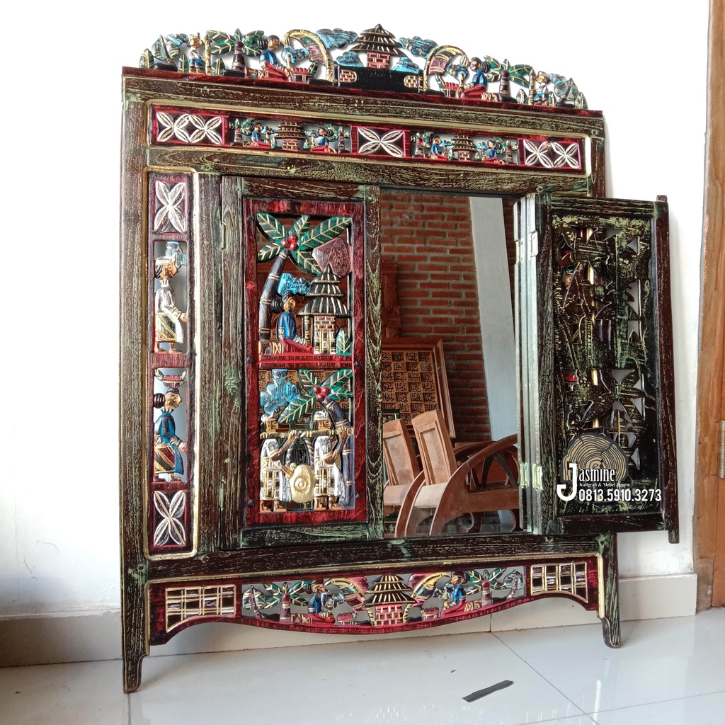 Cermin Hias Dinding Jendela Kayu Jati Motif Ukiran Bali