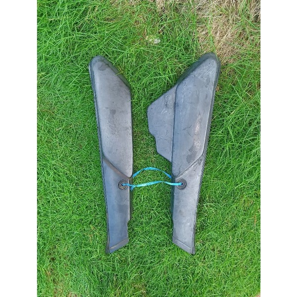 COVER KANAN KIRI TUTUP AKI YAMAHA ALFA CHAMP ALVA R ORIGINAL