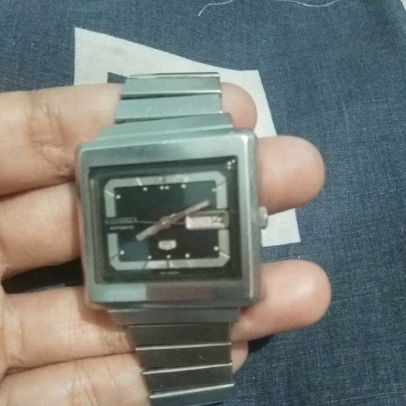 Jam tangan vintage seiko dial TV otomatis bekas masih mulus