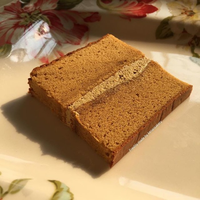 

Kue Lapis Mocca Caramel isian cream meses 100% HALAL