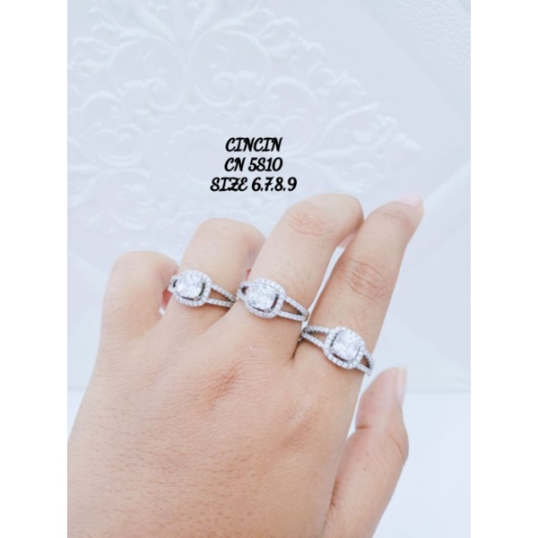 Cincin Titanium Wanita Model Berlian Super Mewah