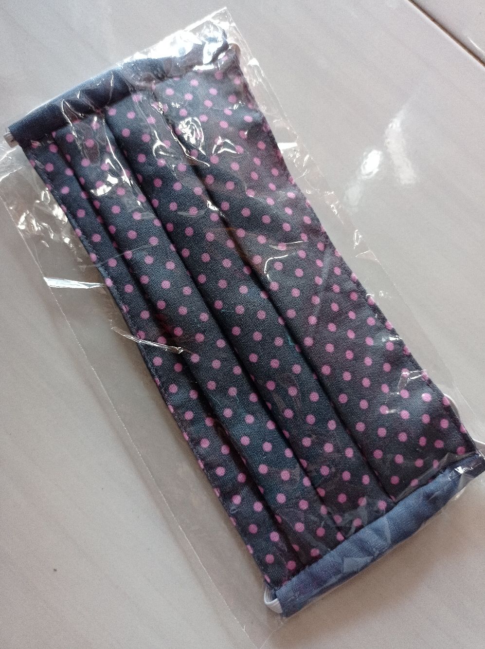 Set Pengait Dan Masker Kain Bahan Katun Jepang