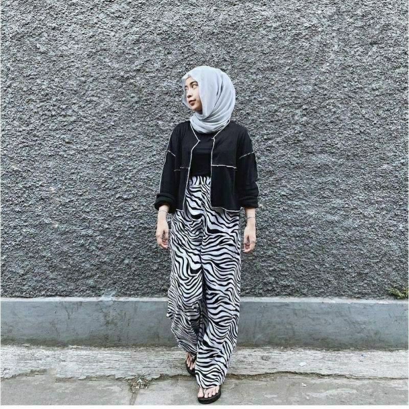 KULOT  HIGHWAIST MOTIF ZEBRA SIZE JUMBO 40&gt;90 KG//KULOT RAYON MOTIF ZEBRA