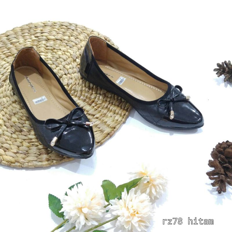 Borneo Sepatu Flat Ballerina Flatshoes Variasi Pita Rz78 by Xavyera