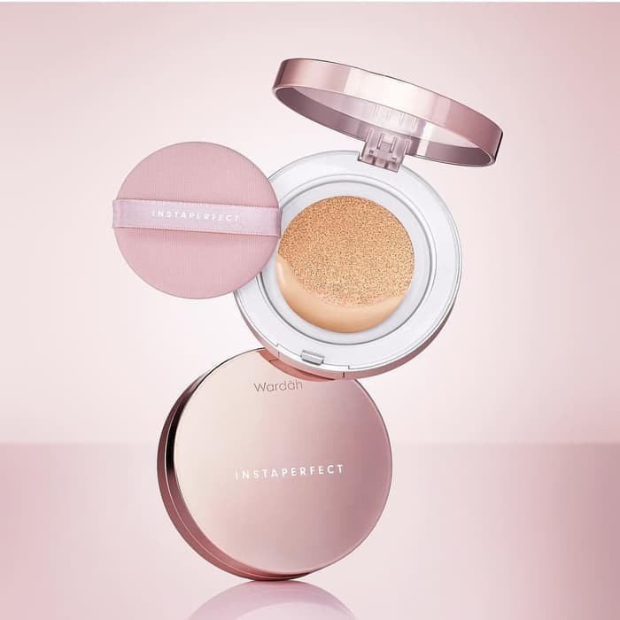 WARDAH Instaperfect Mineralight Matte BB Cushion / Bedak Cair