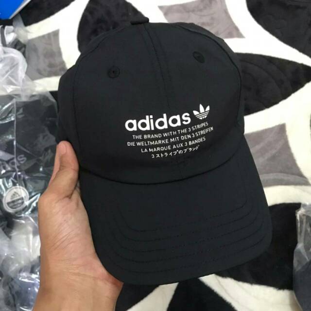 topi adidas ori