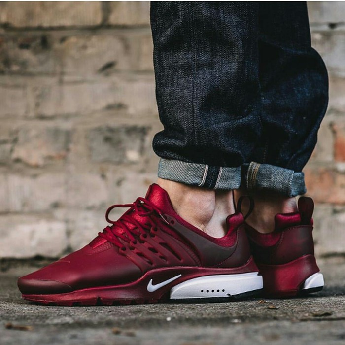 nike air presto maroon
