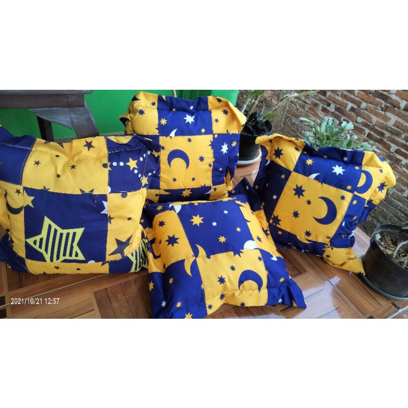 Bantal Sofa Set isi 4pcs