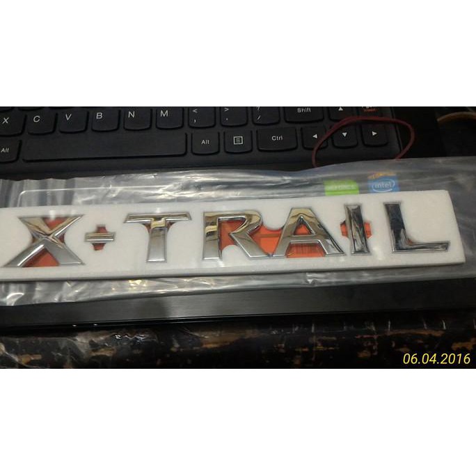 EMBLEM BAGASI NISSAN XTRAIL T30 T31 " X-TRAIL "