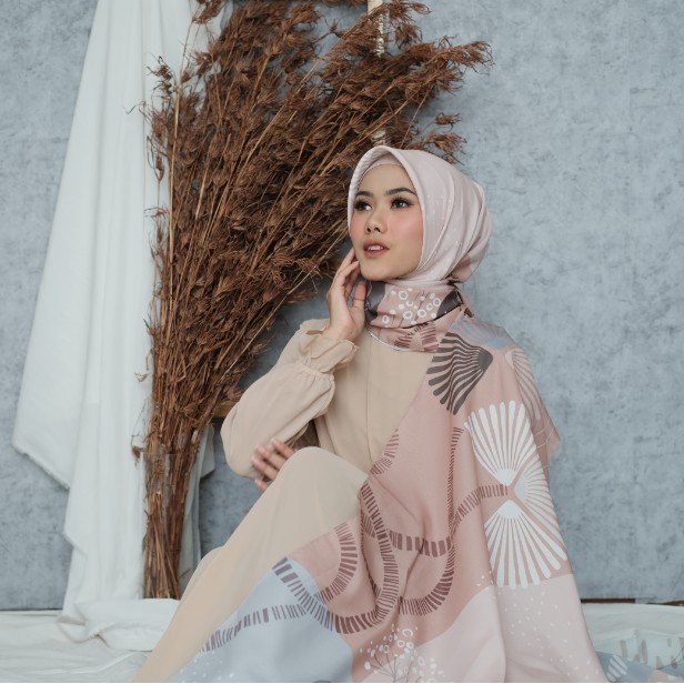 KERUDUNG SEGI EMPAT PRINTING MOTIF JILBAB SEGIEMPAT HIJAB SEGIEMPAT SCARF SHAKILA