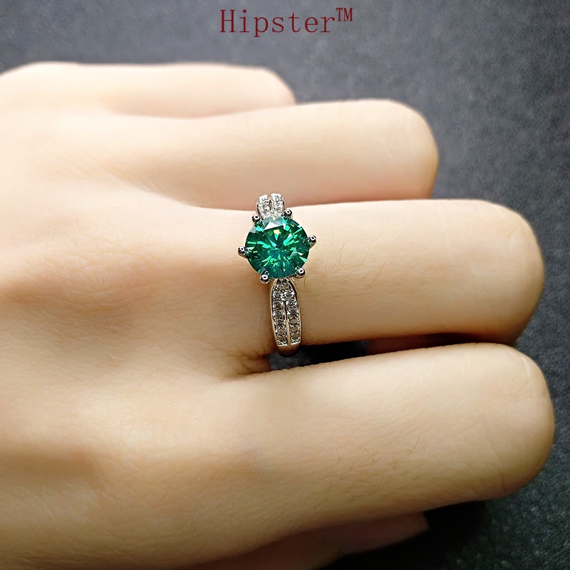 Japanese and Korean Fashion Hot Sale Elegant Inlaid Emerald White Gold Ring