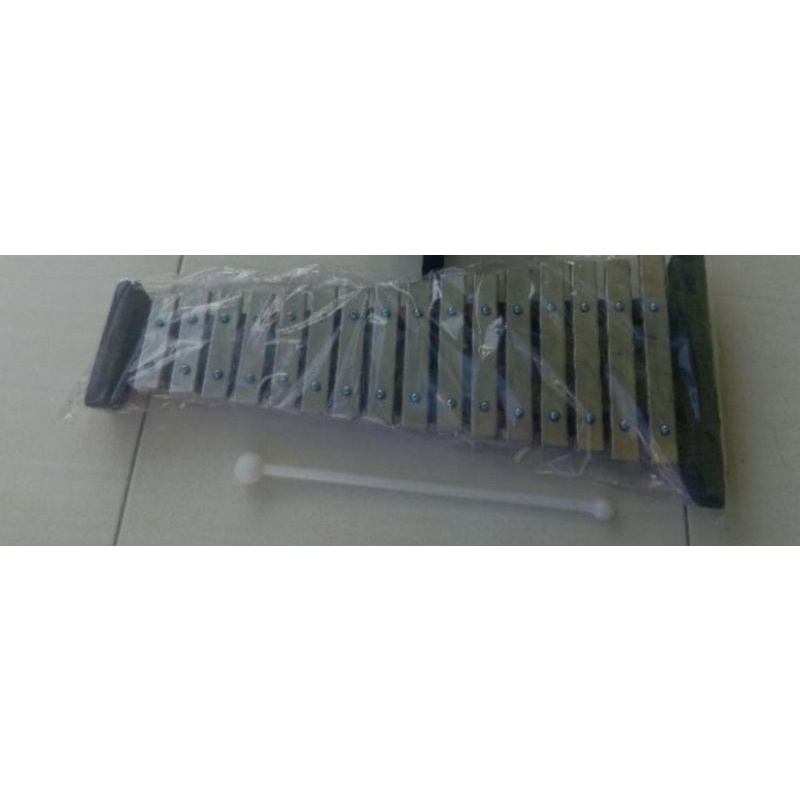 Yigitning eshagida boglangan porno