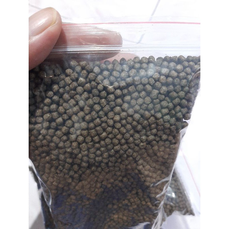 

pelet ikan bikin bulky untuk koi koki nila guramih nila dll repack 250gr