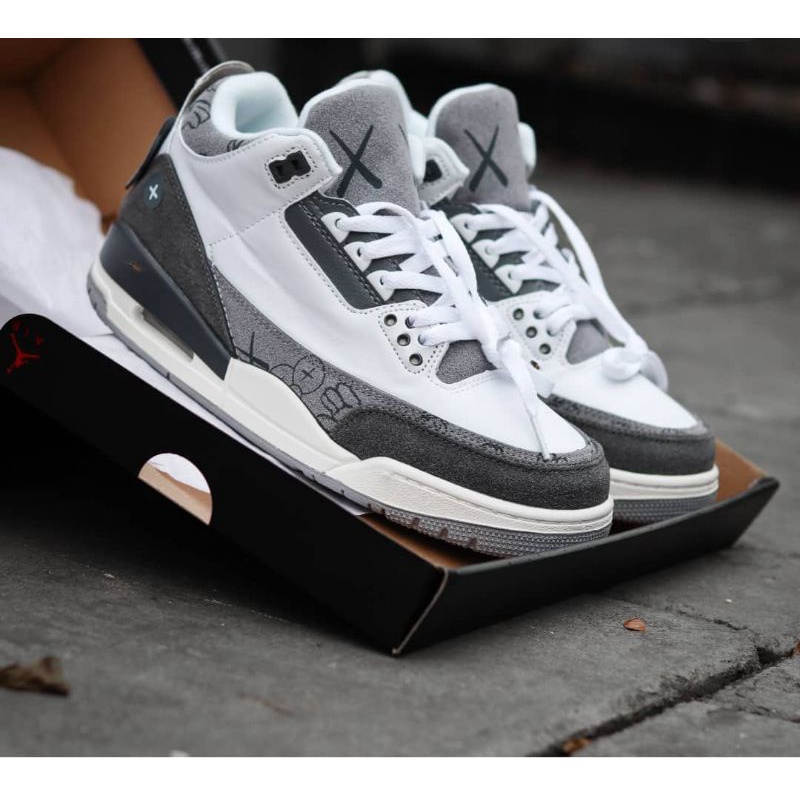 Nike Jordan 3 x Kaws