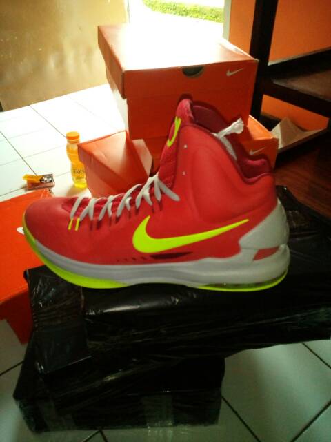 sepatu nike volleyball