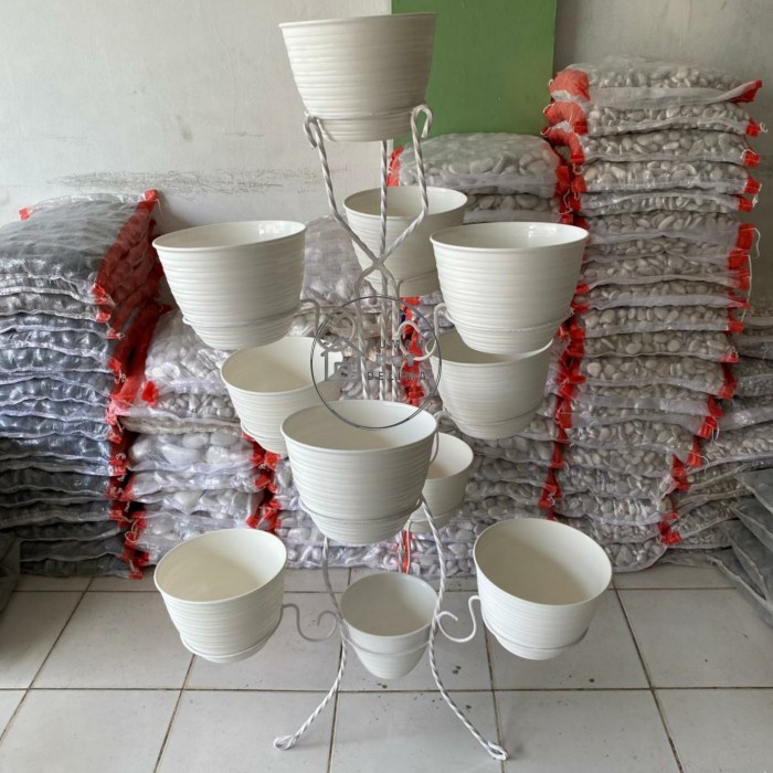 Rak Tanaman - Rak Besi Tanaman Hias