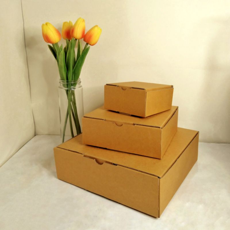 

BOX HAMPERS / BOX PACKAGING / BOX PACKING / BOX DIE CUT / KARDUS PACKING / KARDUS HAMPERS