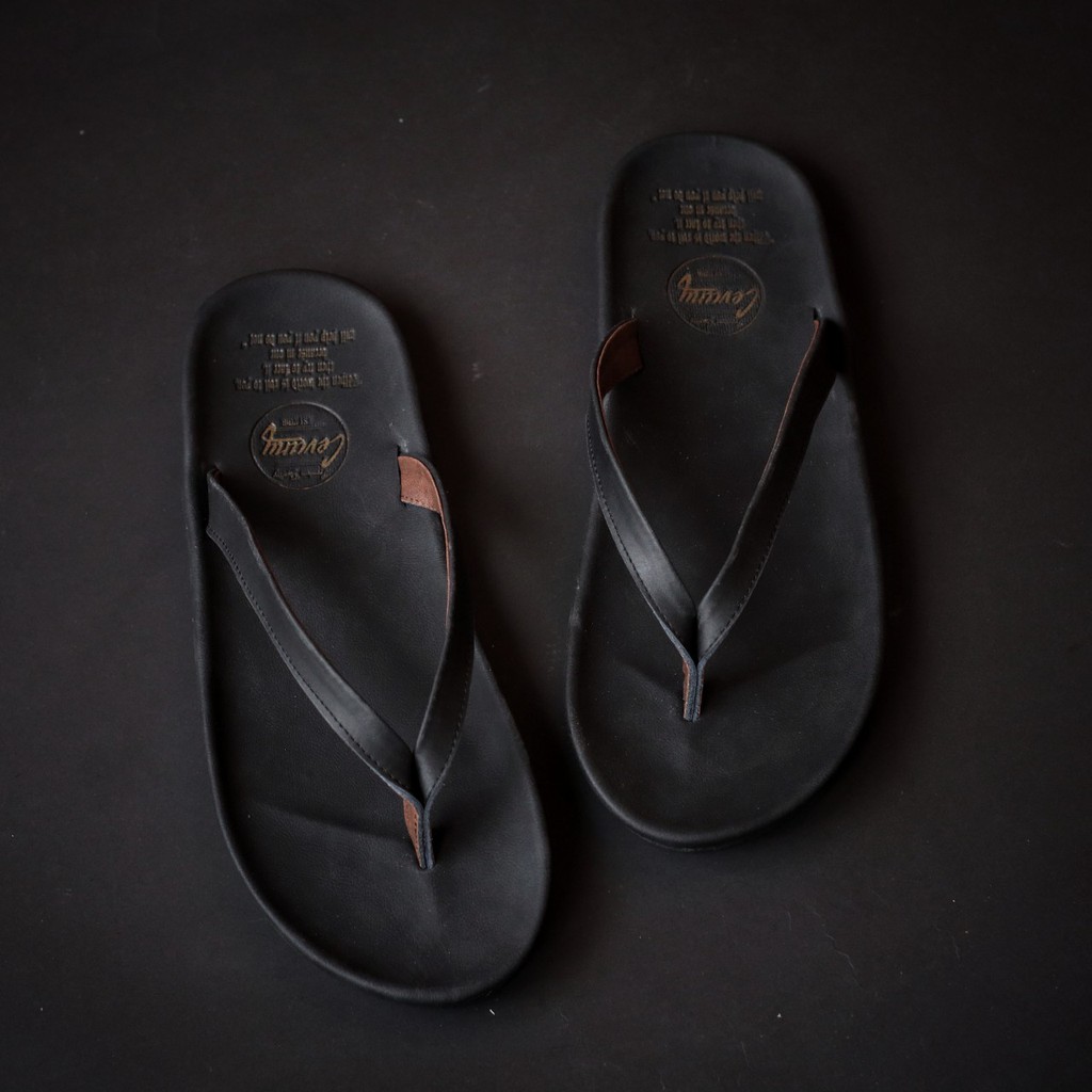 MOLK|Sandal Kasual Kulit Pria Original Model Jepit Pria Santai Ringan Brand Original CVNY Terbaru