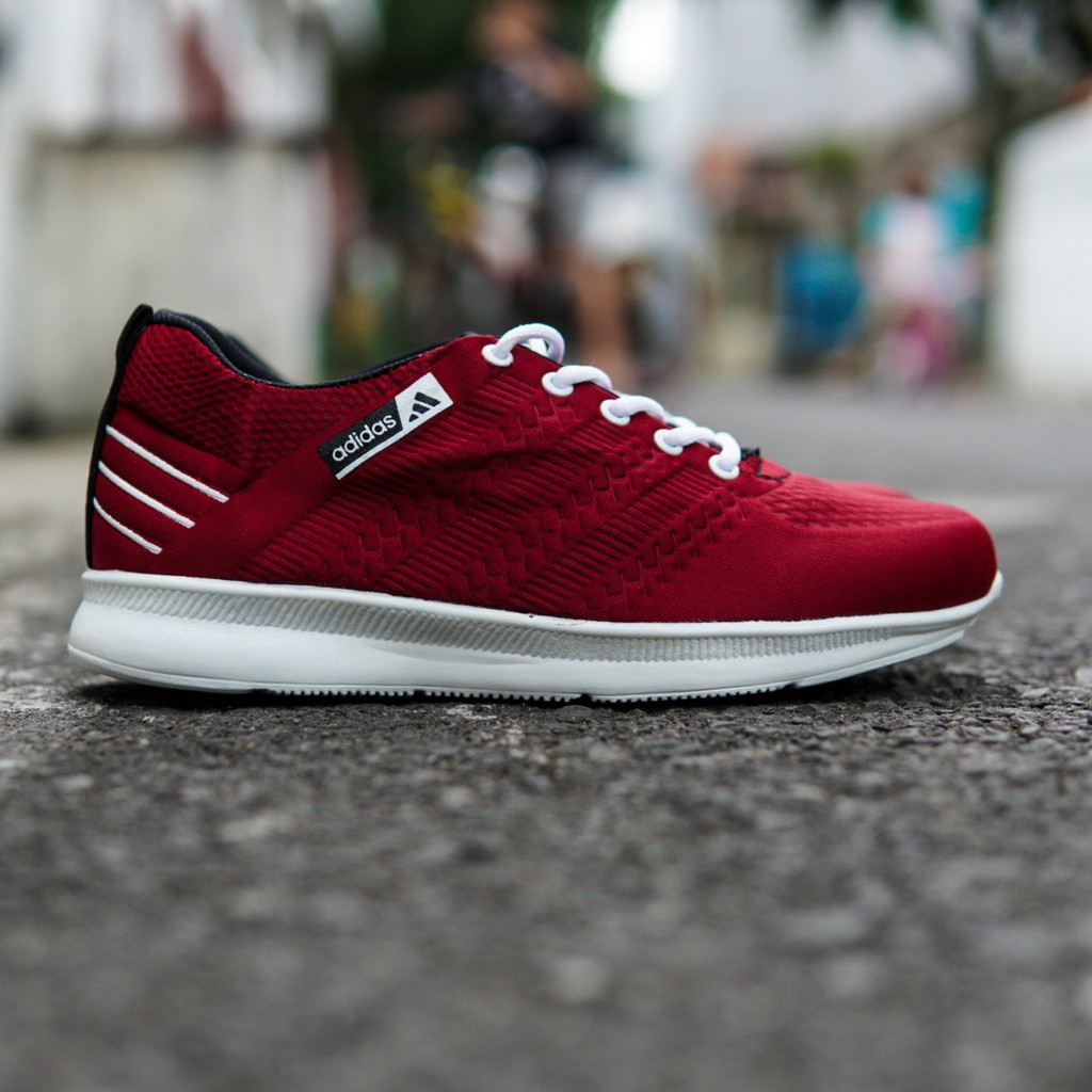 COD Sepatu Sneakers Olahraga Pria Outdoor / Sepatu Adidas Flyknit Merah Running Gym Fitness Murah