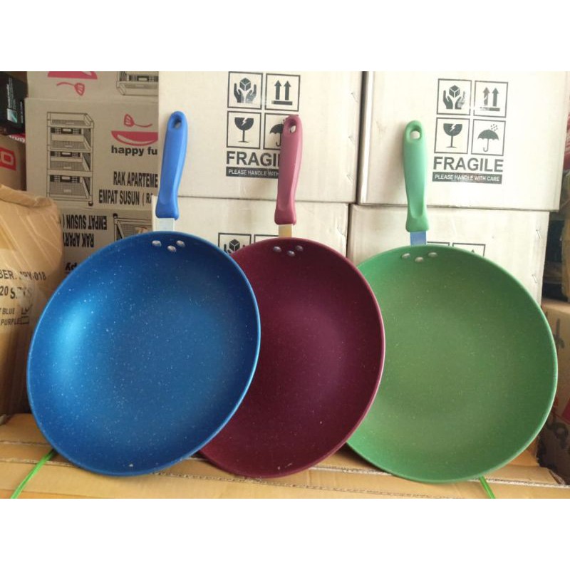 terlaris !!! wajan gagang enamel dan warna GSF anti lengket kuping &amp; gagang uk 32 - uk 34
