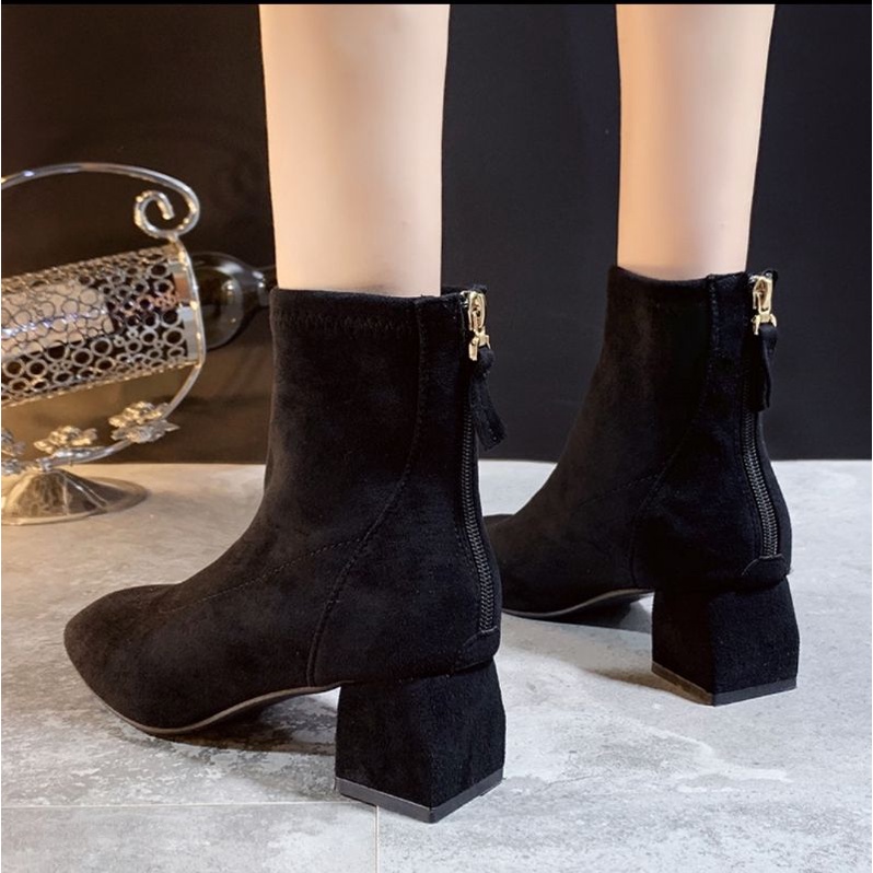 BOOTS WANITA