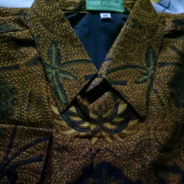 Wahyu Tumurun Sogan Kemeja Batik Pria Full Furing Bahan Katun Primisima Batik Solo Motif Klasik
