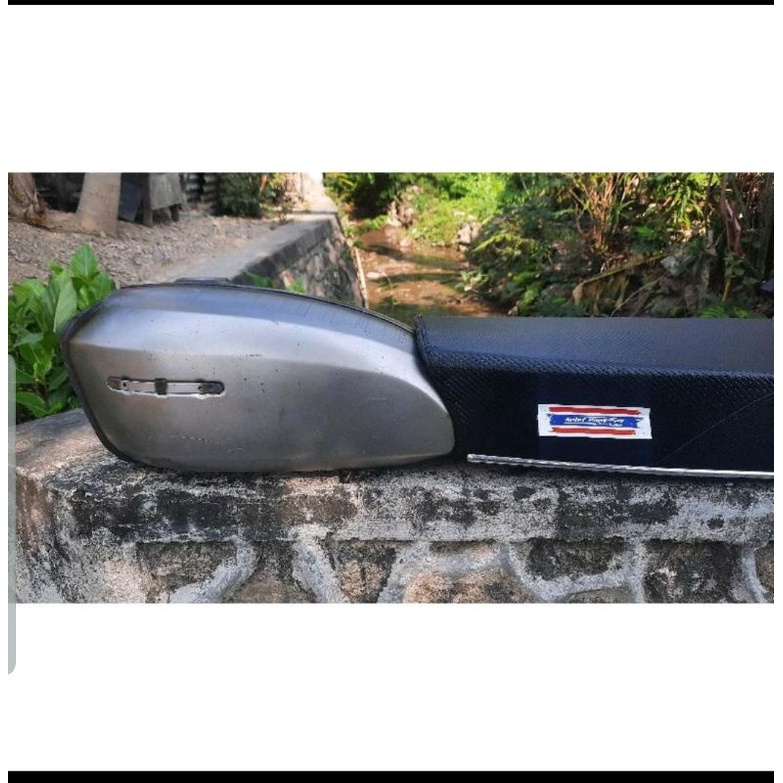 tangki sultan part cb125 set jok galvanis polos karbon coakan aki persisi jok anti gembos cb karbon