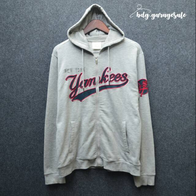 yankees zippered hoodie