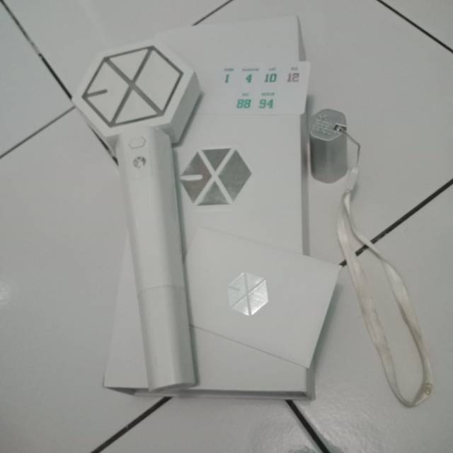 UNOFFICIAL LIGHTSTICK EXO [PRELOVED]