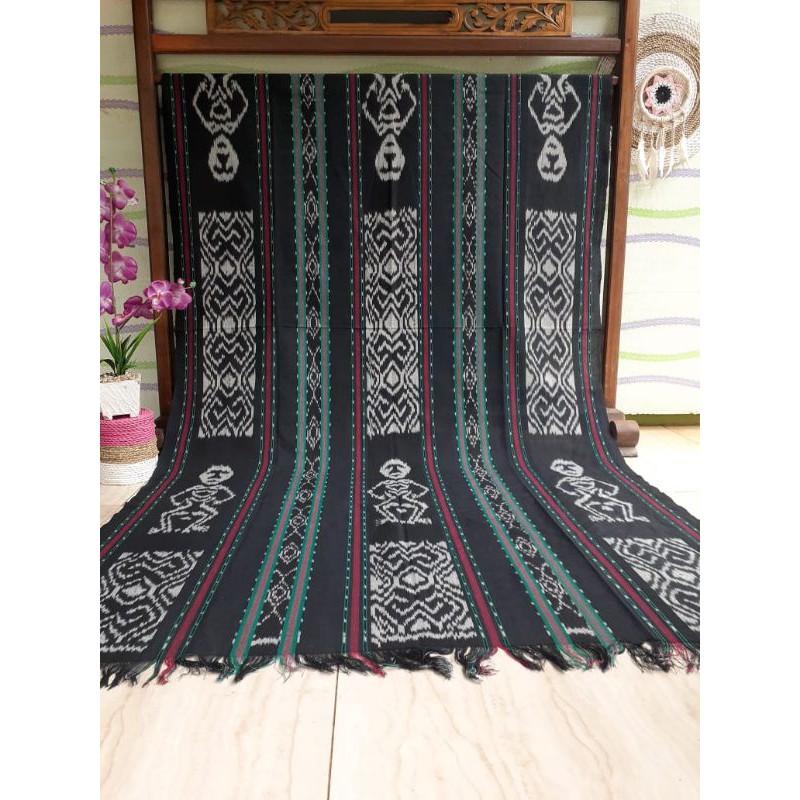 Kain Tenun NTT