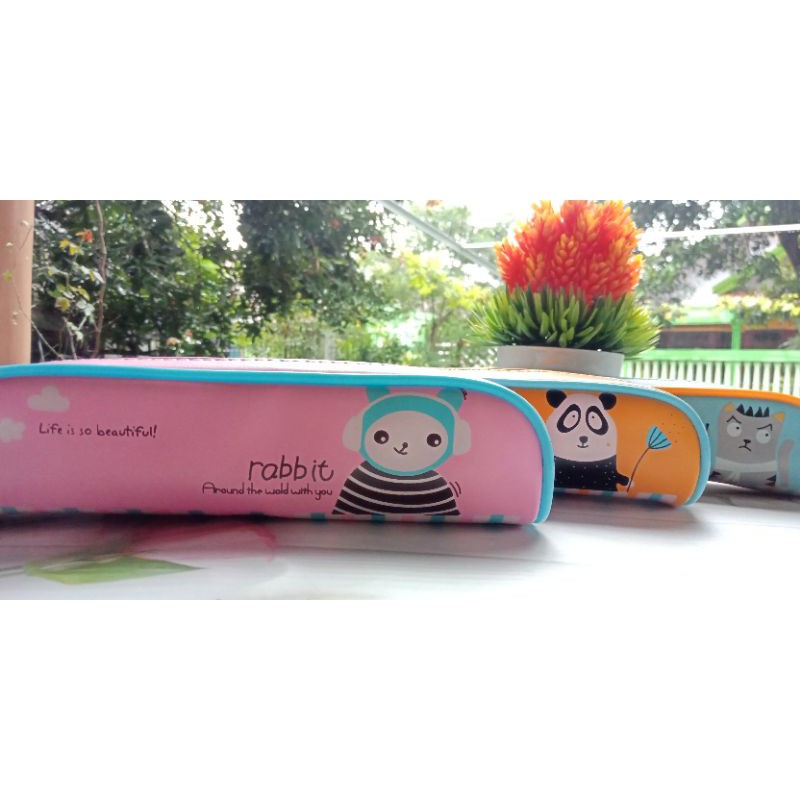 TEMPAT PENSIL IMPORT KARAKTER LUCU / TEMPAT PENSIL ANAK PEREMPUAN / TEPAK LUCU