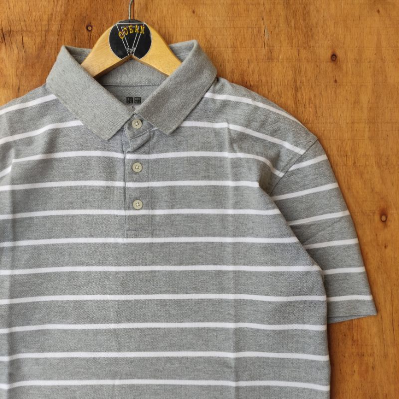 UNIQLO POLOSHIRT STRIPE SECOND