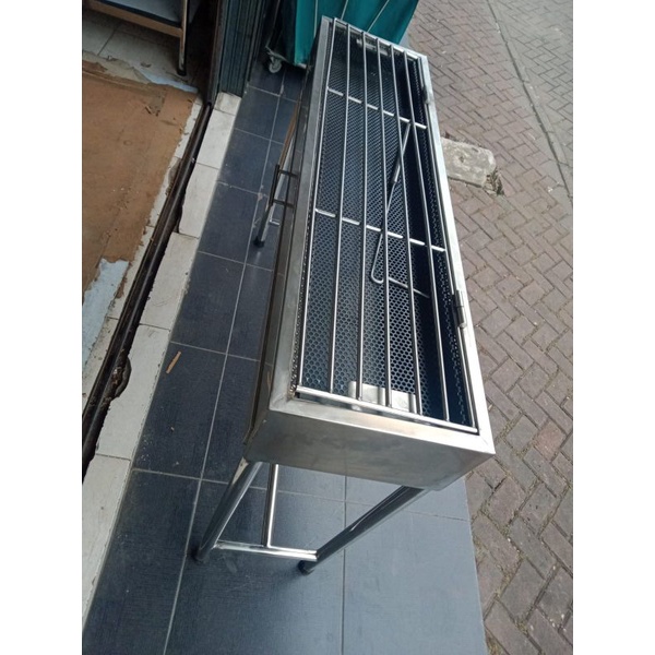 Panggangan Sate Stainles Pakai Arang uk.P.114xL.30xT.81 cm